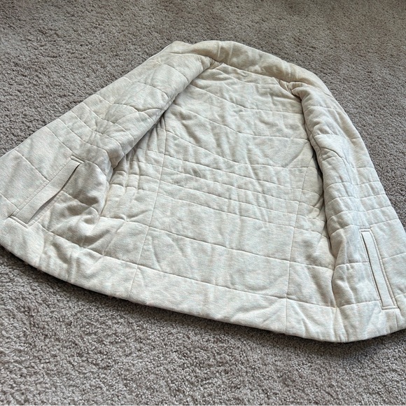 Johnston & Murphy Reversible Leopard Cream Vest Size XS - Picture 5 of 11